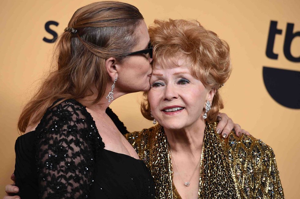 Debbie Reynolds reportedly uttered these chilling words moments before her death