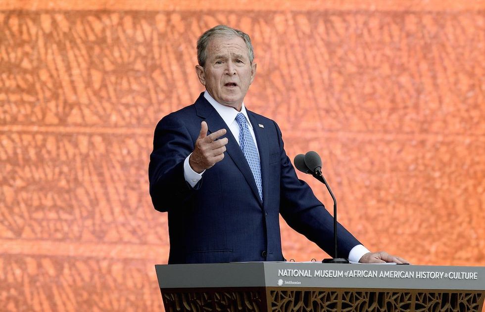 George W. Bush, Bill and Hillary Clinton will attend Trump's inauguration