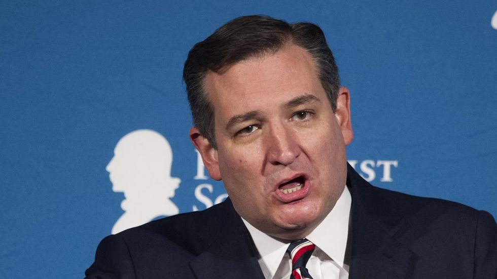 Ted Cruz comes to defense of Jeff Sessions, backs his record on hate crimes