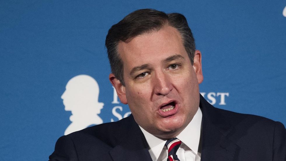 Ted Cruz comes to defense of Jeff Sessions, backs his record on hate crimes