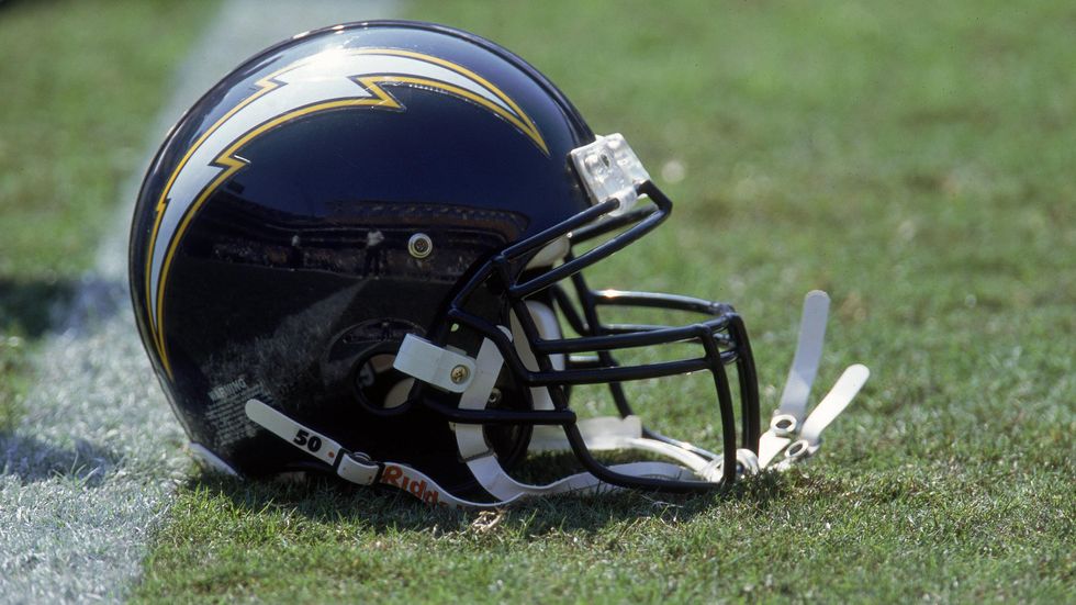San Diego Chargers announce they are moving to Los Angeles