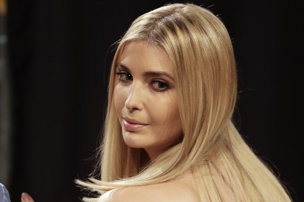 Ivanka Trump has a one hour meeting with Michelle Obama, flaring rumors she will be first lady