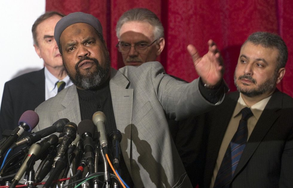 Imam will issue Muslim call to prayer for Trump's inauguration