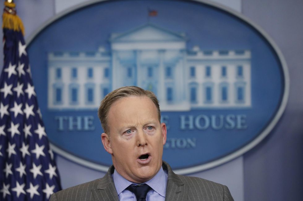 Reporter to White House press secretary: Do you promise to 'always tell the truth'?