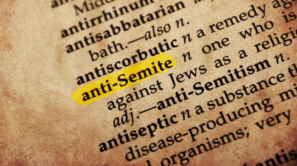 Investigative journalist infiltrates anti-Semitic organization in California