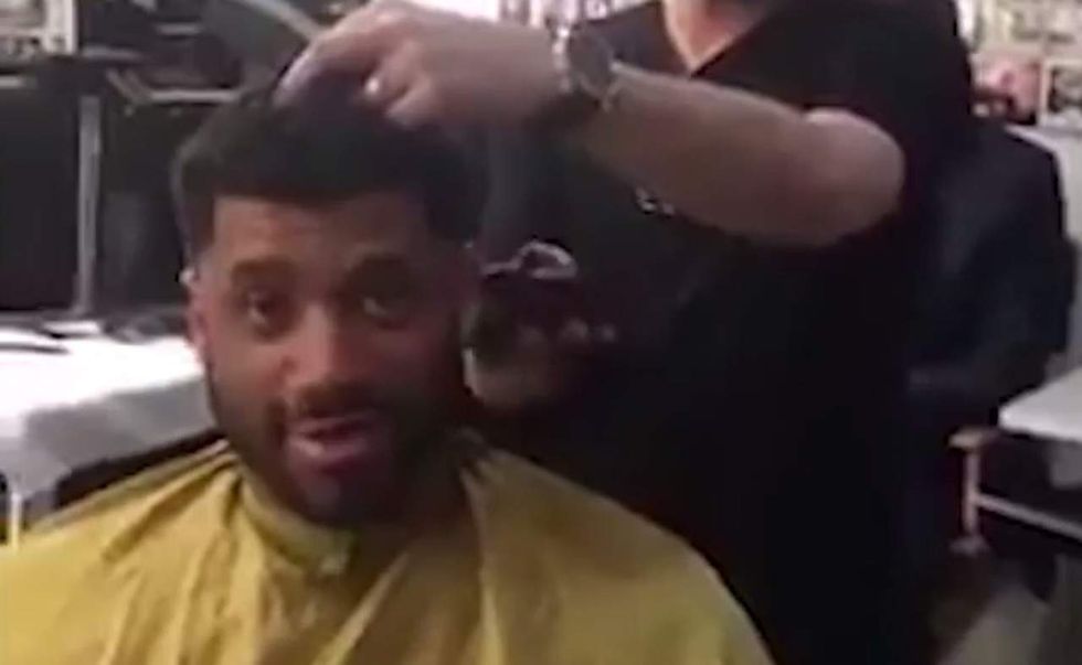 QB Russell Wilson says he's unsure Trump will 'be able to last 4 years' — then sends plea to Obama