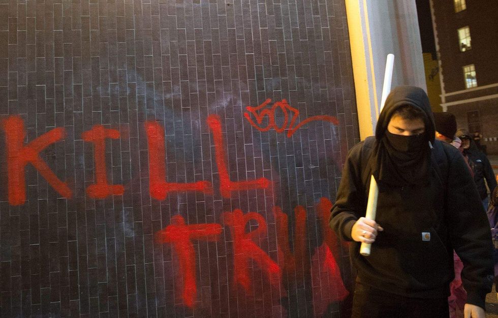 Democrats defend UC Berkeley from Trump after he threatens to pull funding for anti-free speech riot