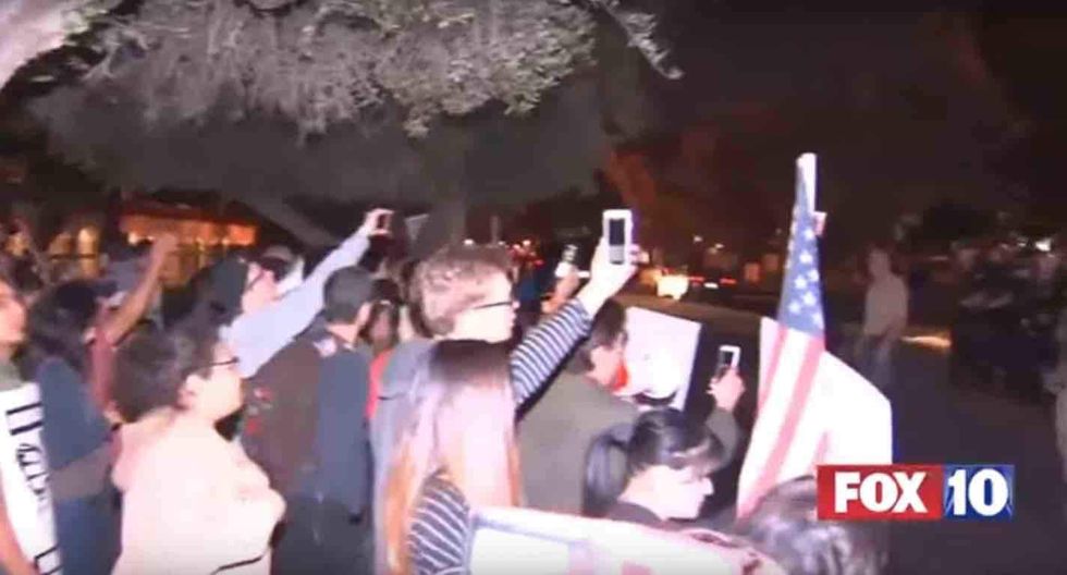 7 people arrested in Phoenix while protesting illegal immigrant's deportation