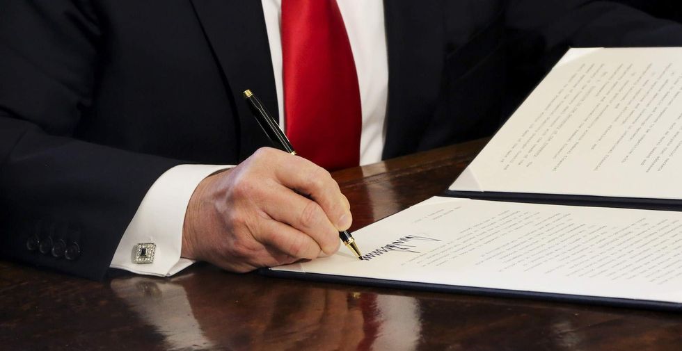 White House reportedly rewriting travel ban after appeals court ruling