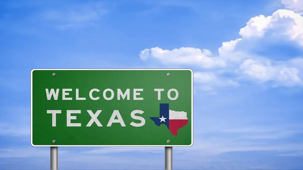 Why everyone moves to Texas by the end of their lives