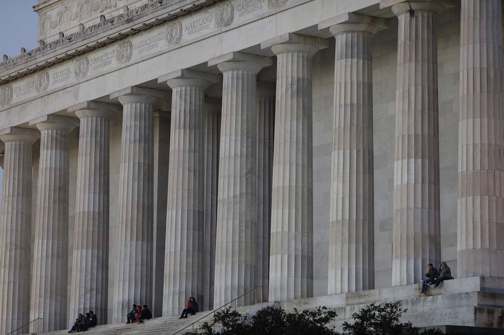 National Park Service: Lincoln Memorial, Washington Monument vandalized over Presidents Day weekend