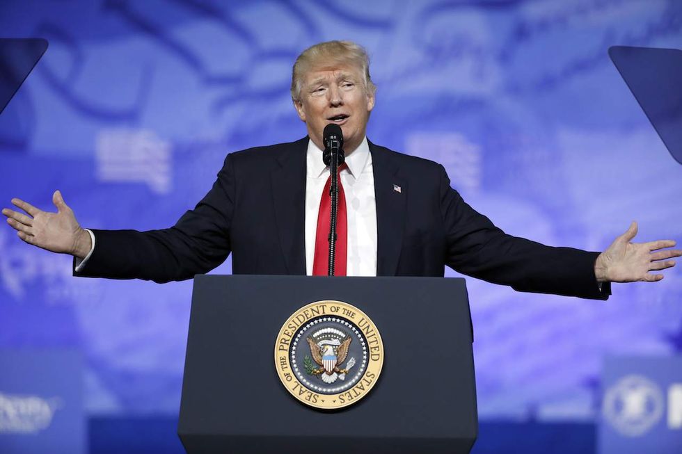 Trump returns to CPAC; rails against the media