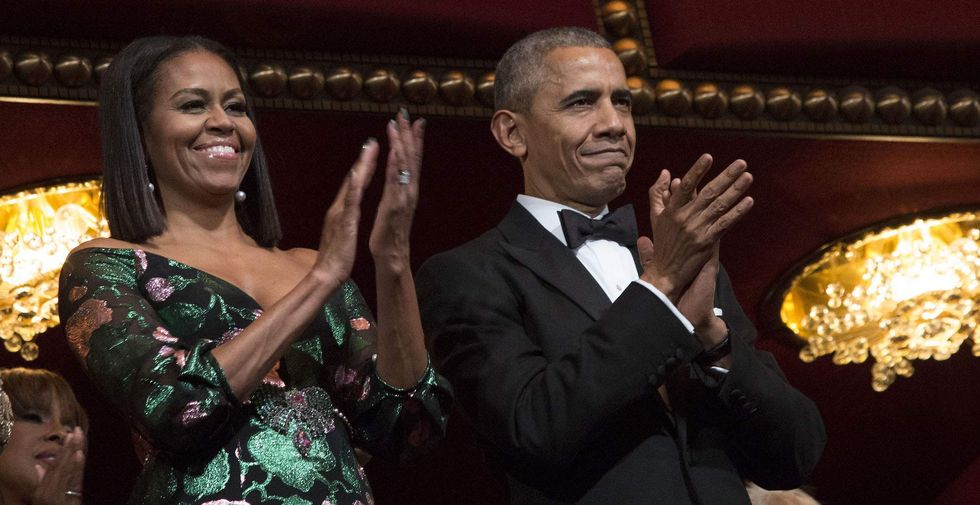 Obamas sign record-setting book deal for post-presidential memoirs