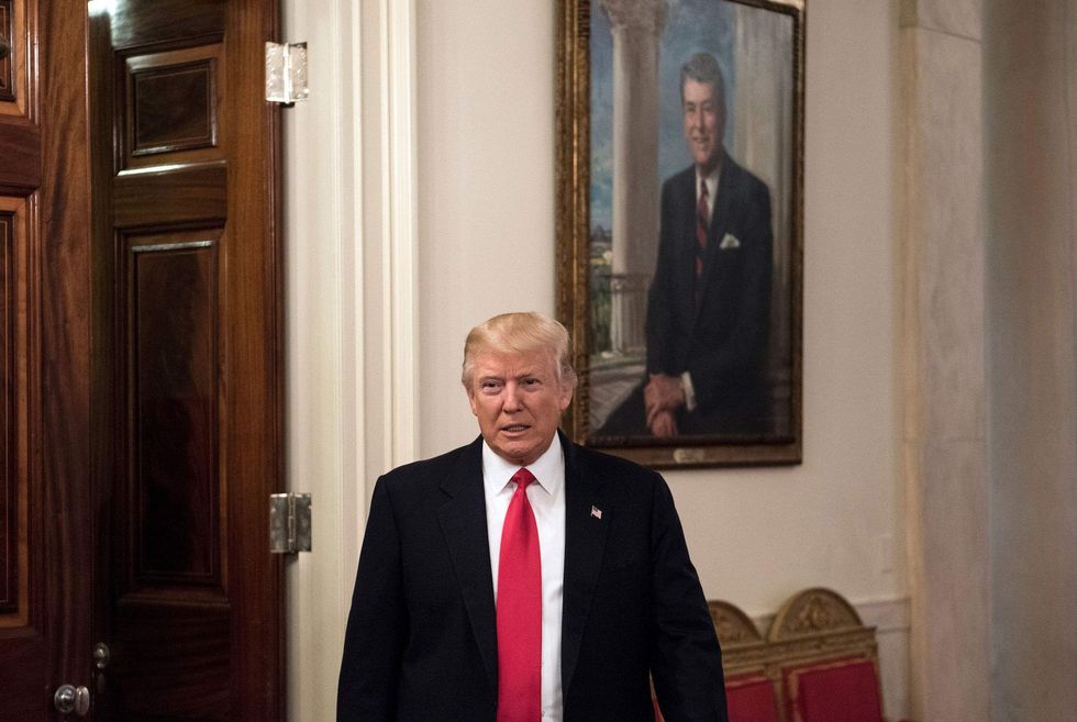 Report: Trump expected to sign revised 'travel ban' executive order on Monday