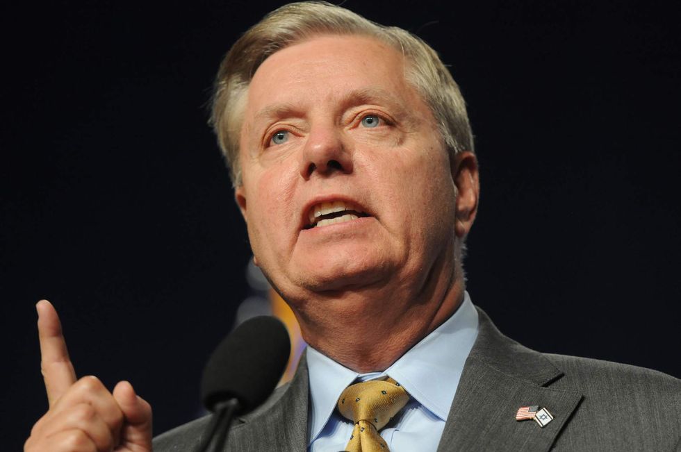 Lindsey Graham demands evidence from FBI on Obama wiretap, threatens subpoena