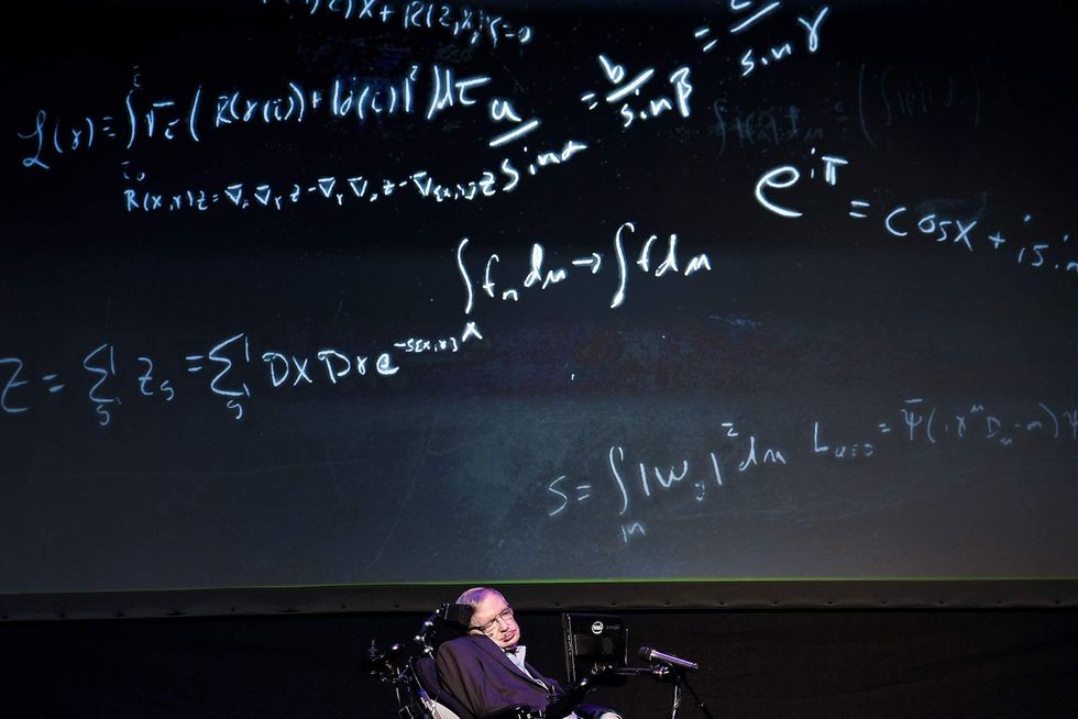 Prominent physicist says world government needed to save humanity from future robot holocaust