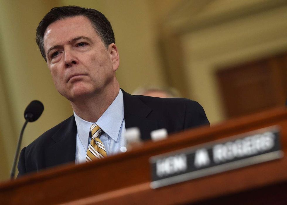 FBI Director Comey undercuts Trump on wiretapping allegations