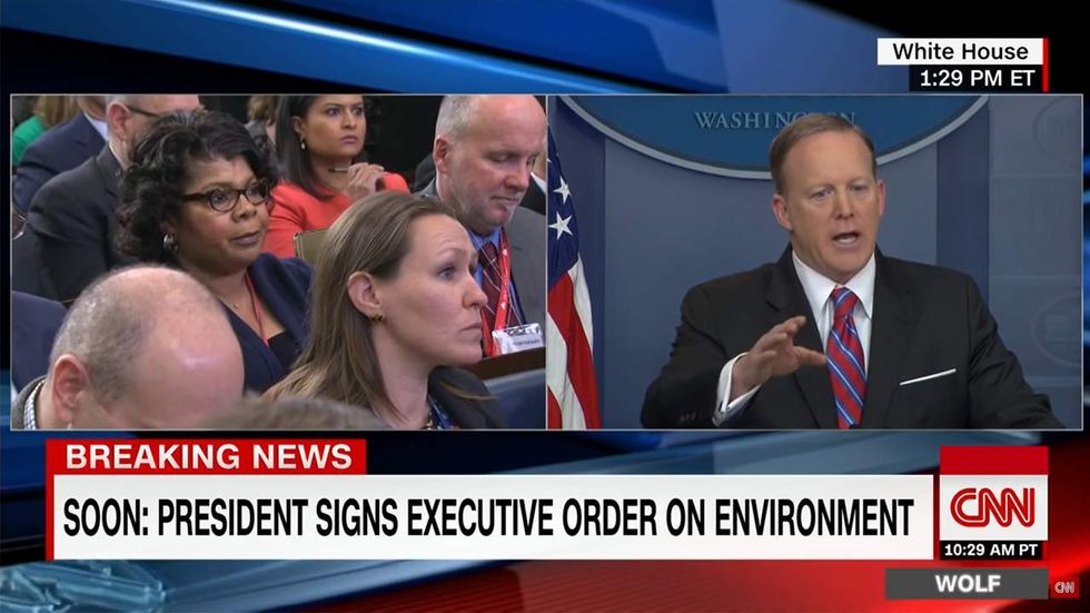CNN fact-checks Sean Spicer’s salad dressing joke — yes, this really happened