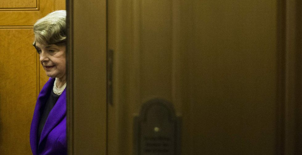 Poll: Majority of Californians want Feinstein to call it quits