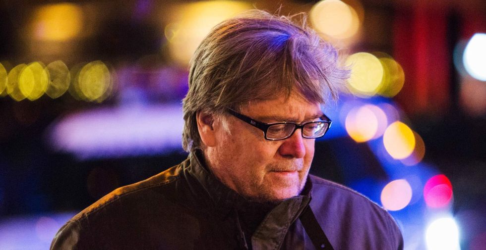 Report: Trump boots Bannon from post on National Security Council