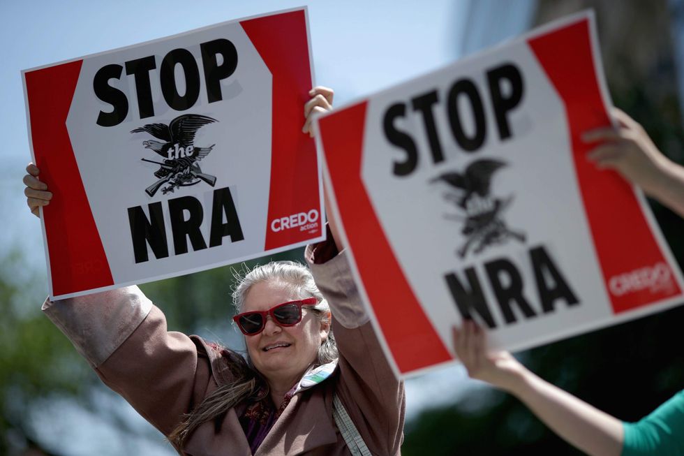 Liberal writer blames NRA for Calif. school shooting — then conservatives hit back with facts