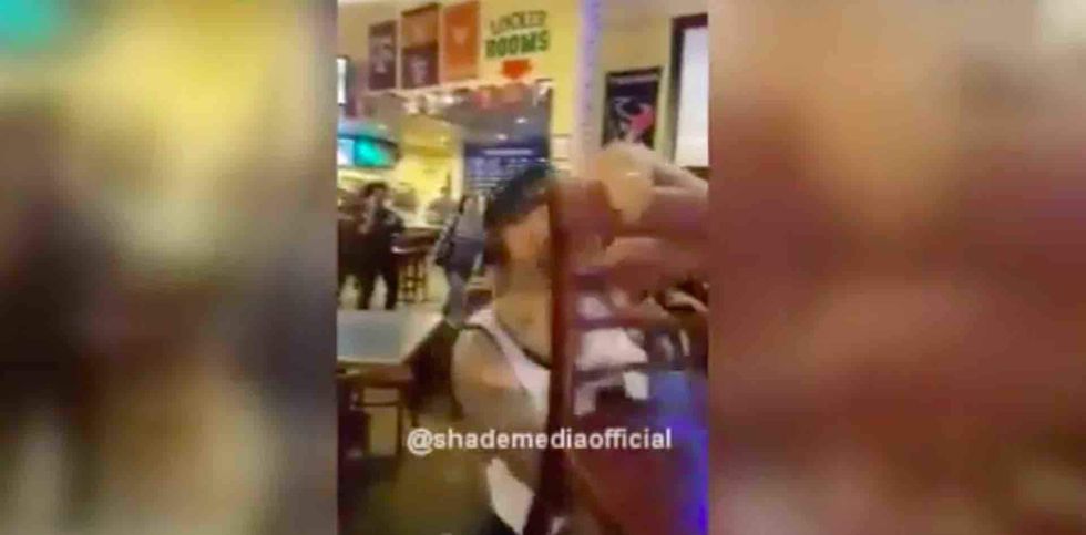 Video: Chairs fly as all-out chaos erupts at Houston restaurant
