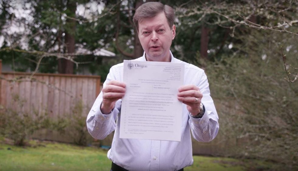 Man challenges red-light cameras, gets fined $500 for practicing engineering without a license