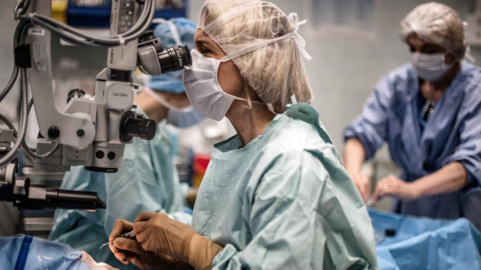 Study says women doctors paid less than men — and liberal cities are some of the worst culprits