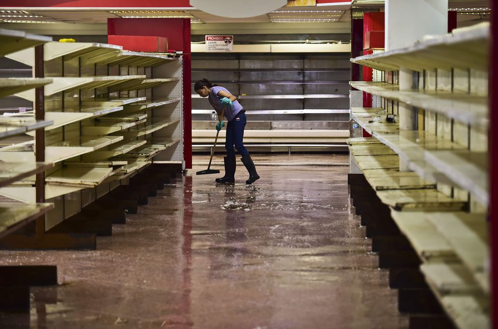 Venezuelan YouTuber starts video series describing 'my socialist hell