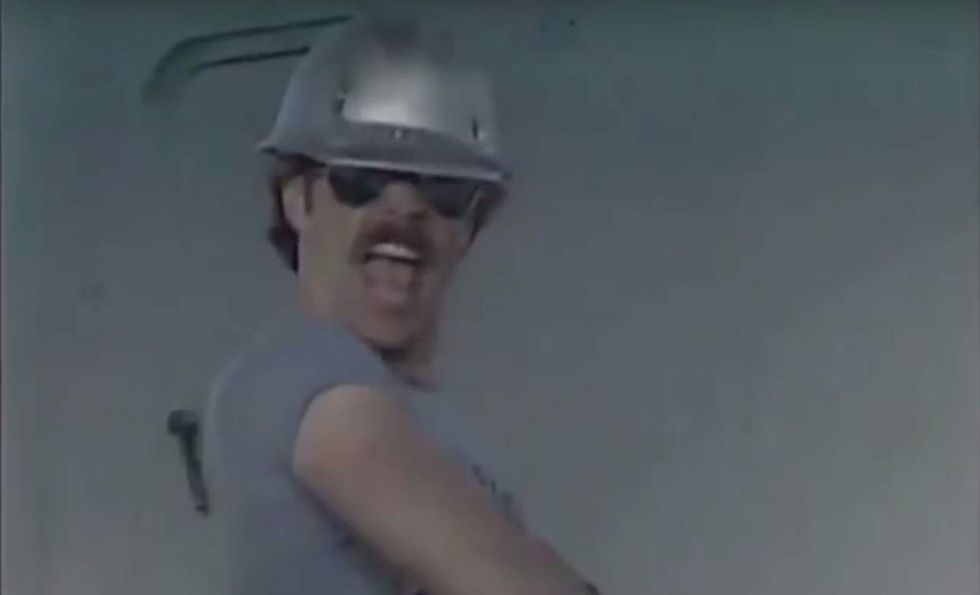 Frat party condemned as 'racially insensitive' over its ... construction-worker theme