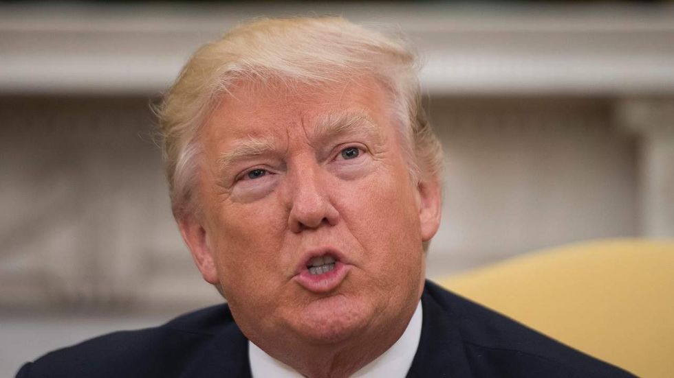 Trump threatens to end press briefings in latest tweetstorm