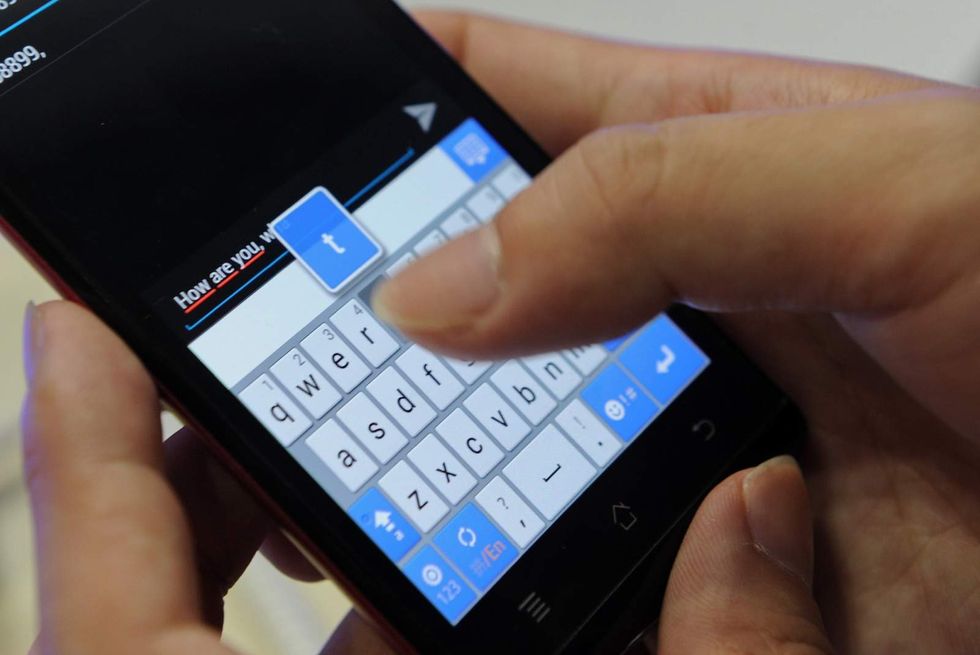 Texas man sues woman for texting too much while on a date