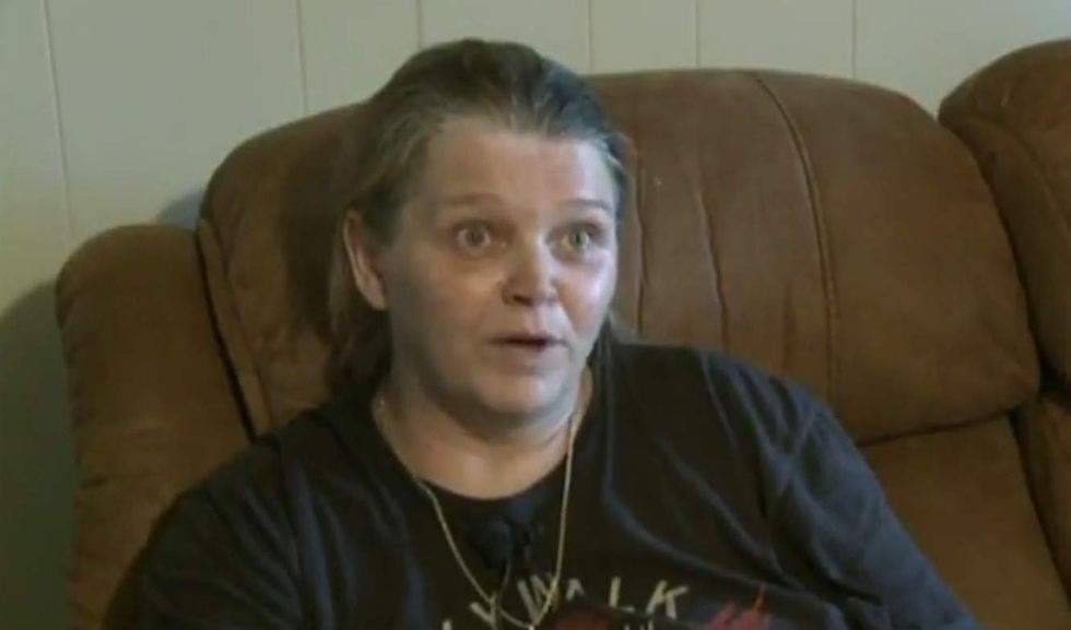 Mother sticks her gun in home intruder's face — and asks him a question that may get you cheering