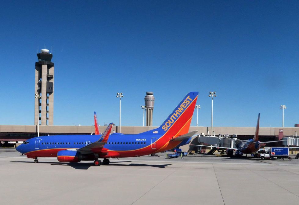 Gay couple claims Southwest Airlines discriminated against them