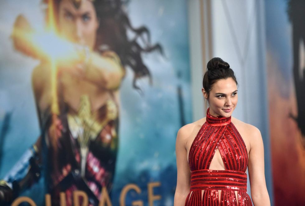 Lebanon seeks ban on 'Wonder Woman’ film over its Israeli star