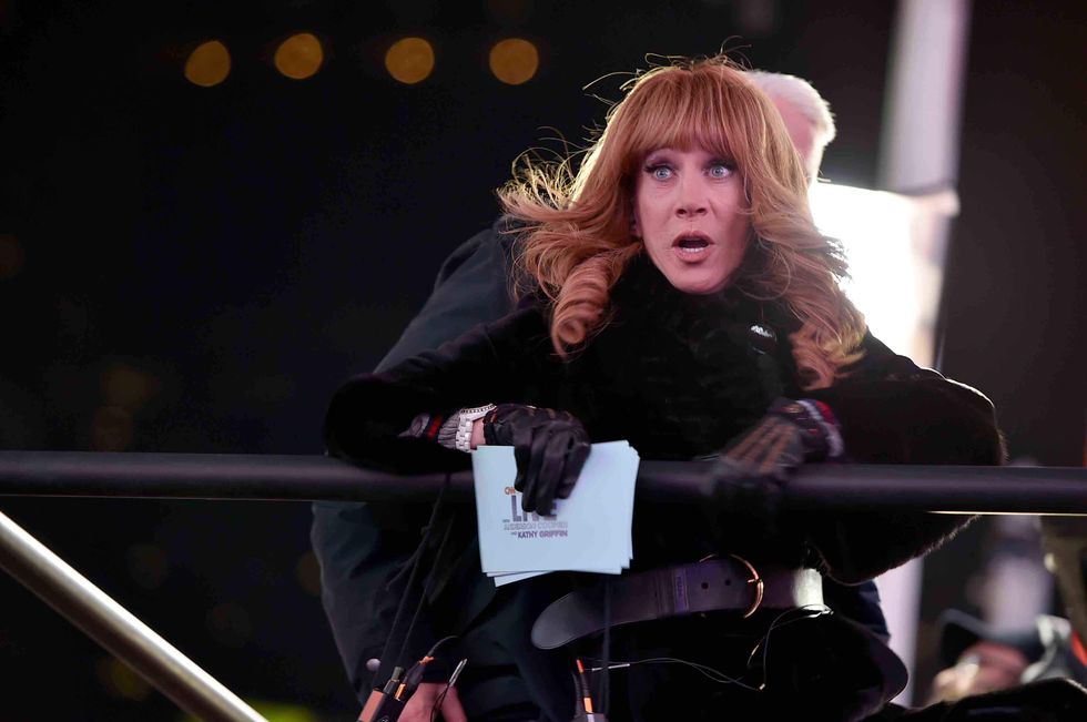 Toilet stool company dumps Kathy Griffin ad campaign amid photoshoot fallout