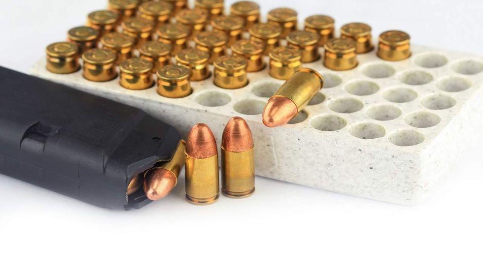 Was this armed man near Trump Hotel a threat? Here's what happened to him