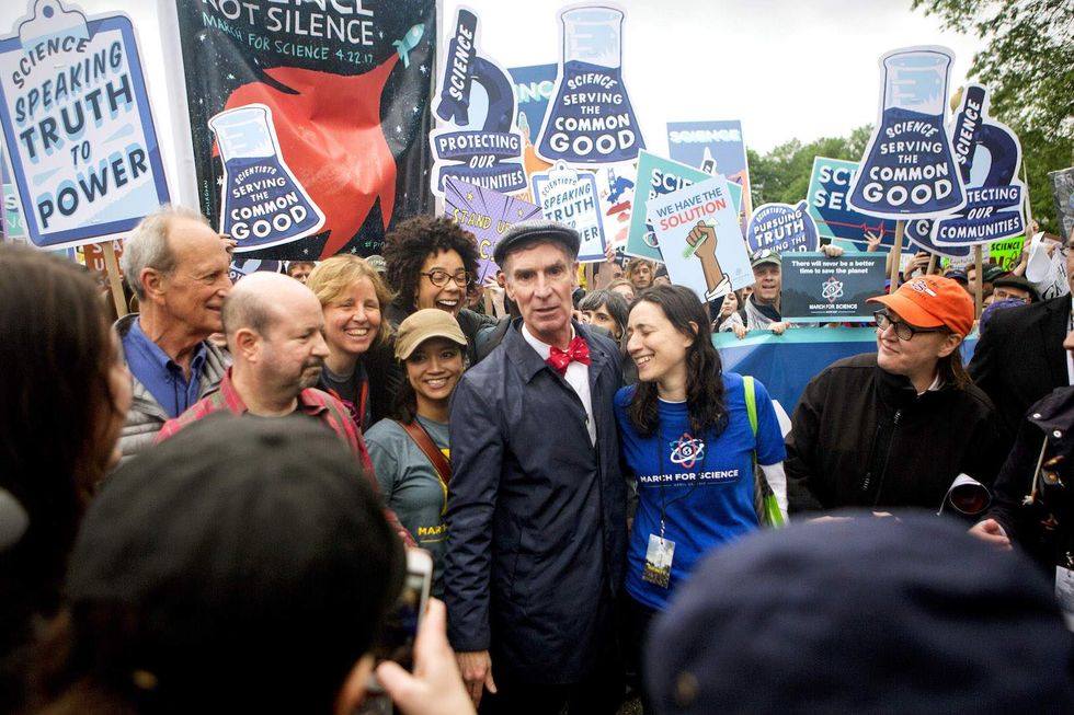 Bill Nye joins protest against Trump's move to pull out of Paris climate accord