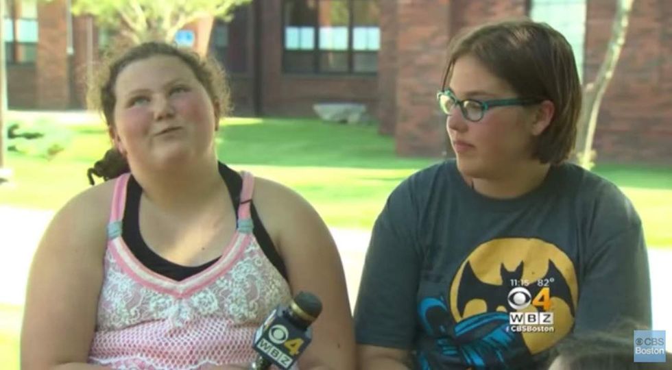 12-year-old girl saves friend with first aid she learned from ‘The Hunger Games’
