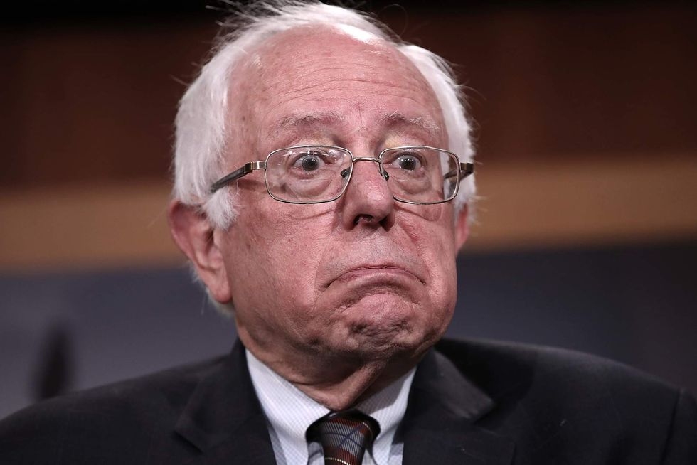 What Bernie Sanders did after Giffords 2011 shooting is coming back to haunt him