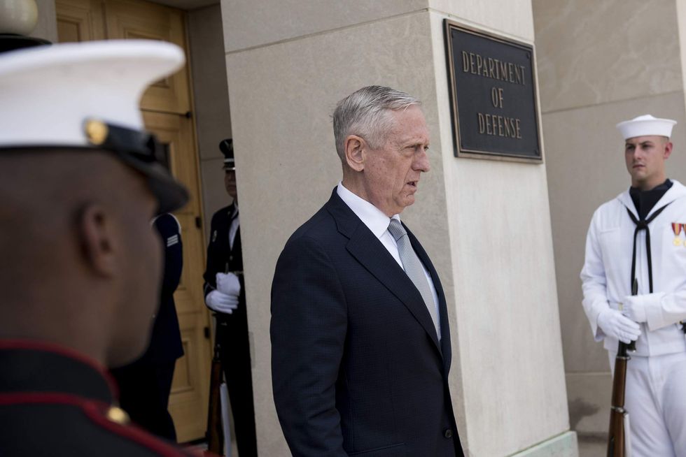 Mattis: White House warning to Syria prevented another chemical attack