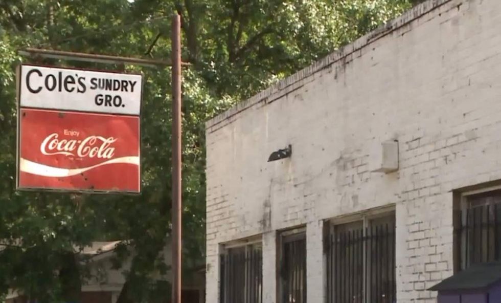 Man arms himself, camps out in wife's store after repeated burglaries. Then there's a break-in.