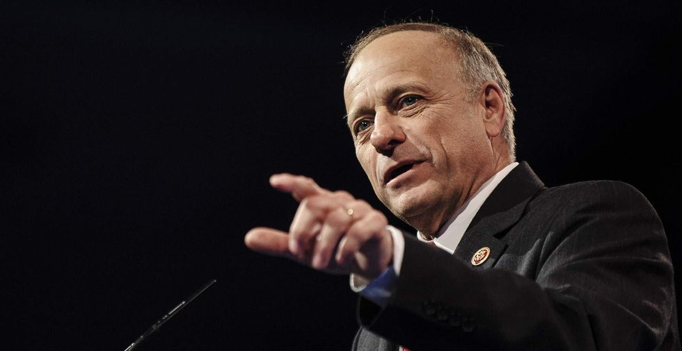 Rep. Steve King wants to use Planned Parenthood, food stamp funds to pay for border wall