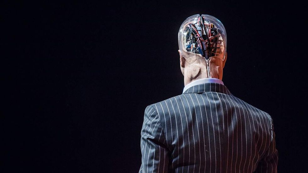 Elon Musk: Artificial intelligence is our ‘biggest risk’ and must be regulated now