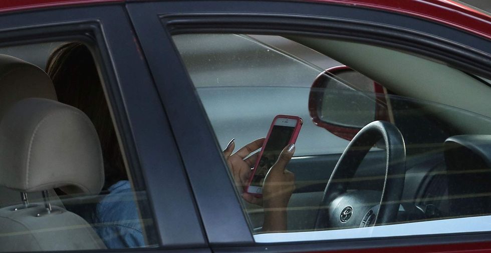 You can now be charged with a ‘DUI’ for using a phone while driving in Washington state