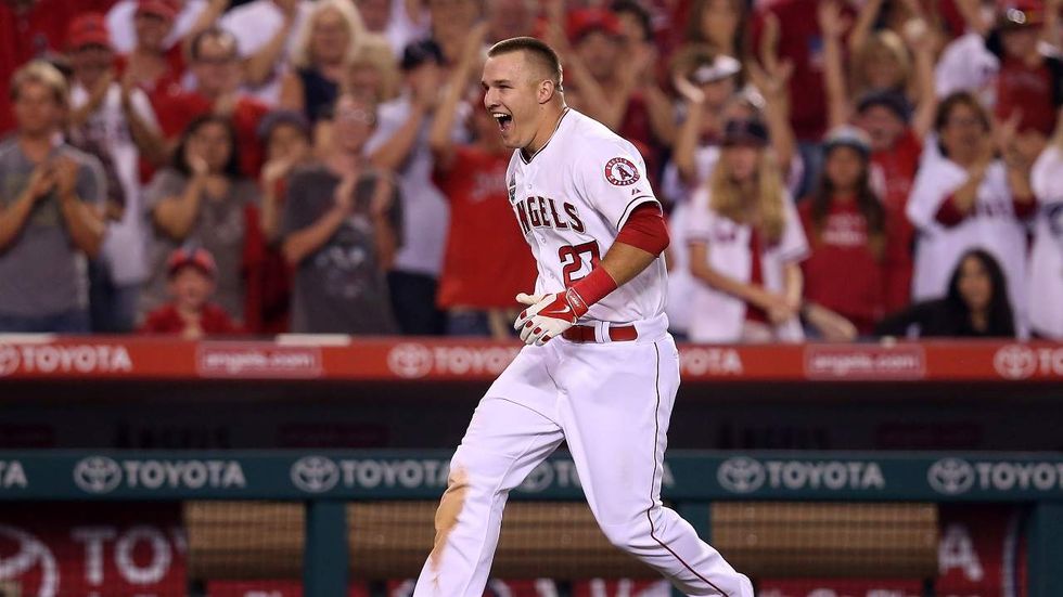 MLB executives give crazy answers when asked about hypothetical Mike Trout deal