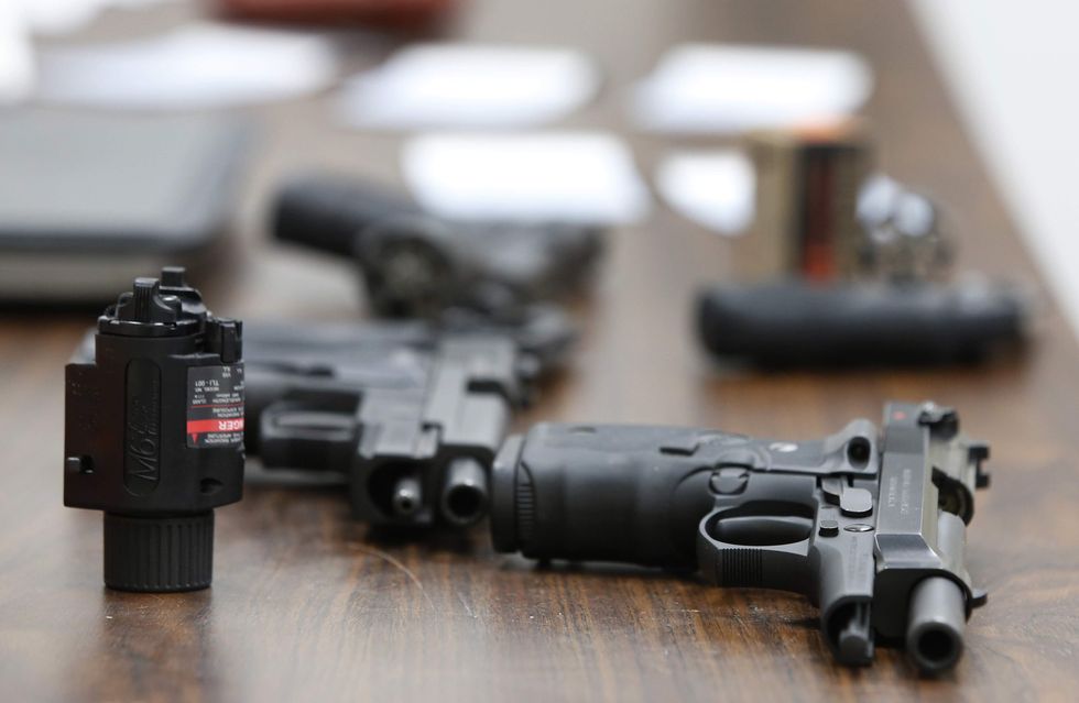 DC Appeals Court throws out controversial handgun law