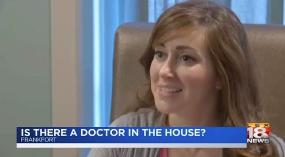 Kentucky doctor delivers baby right before giving birth to her own daughter