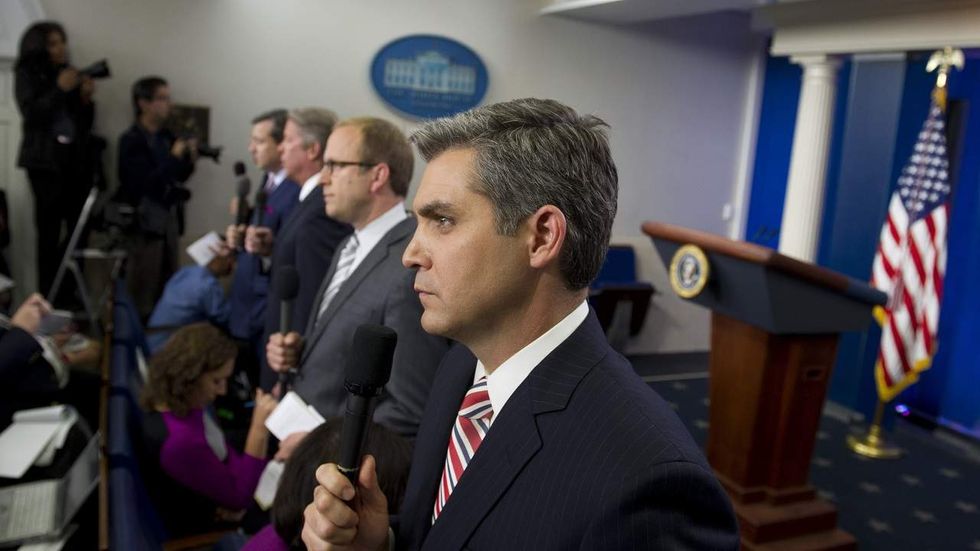 White House adviser 'shocked,' calls out CNN reporter for ‘cosmopolitan bias’