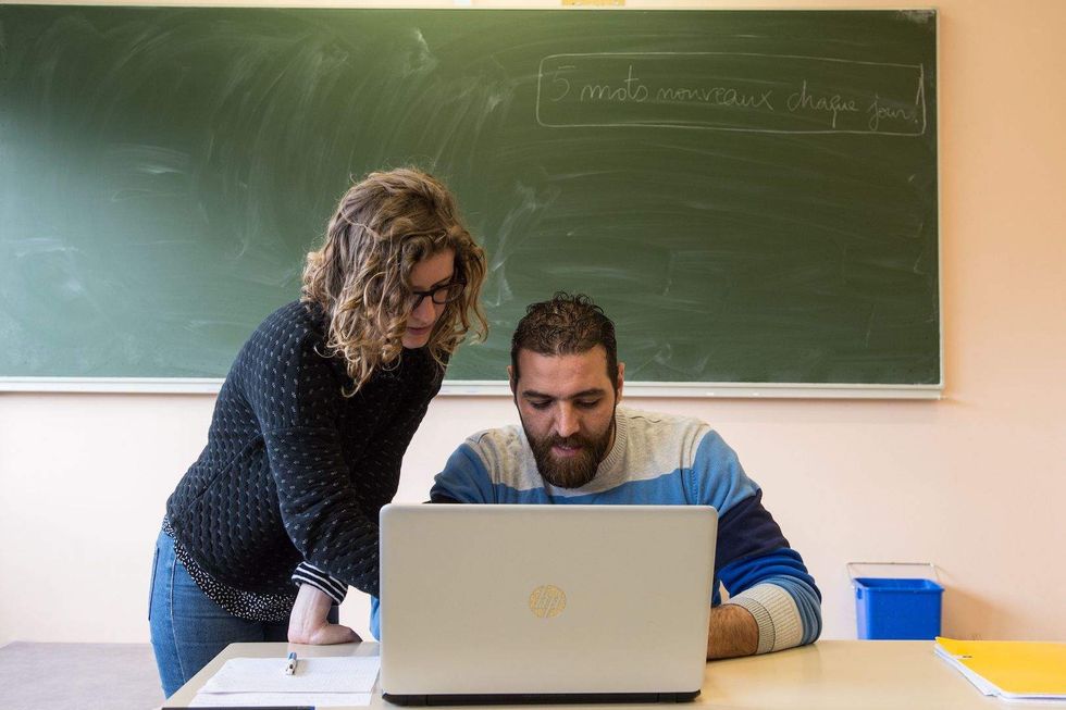 Georgia professor allows stressed out students to choose their own grades